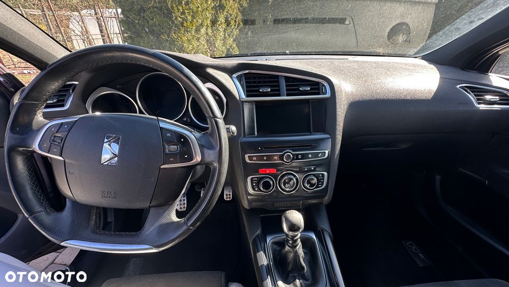 DS Automobiles DS 4 - 10