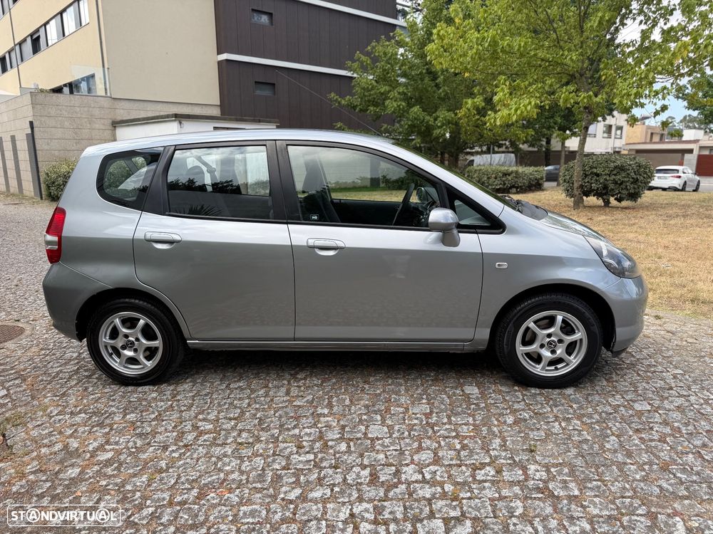 Honda Jazz 1.2 LS AC - 15