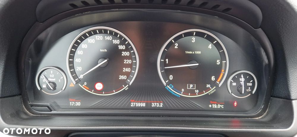 BMW Seria 5 530d Touring Sport-Aut - 25