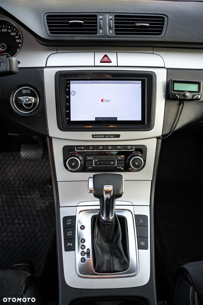 Volkswagen CC 1.8 TSI DSG - 25