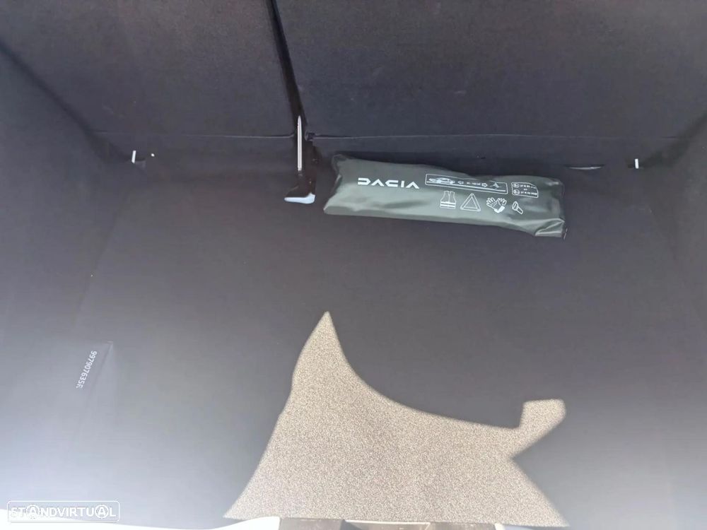 Dacia Sandero 1.0 ECO-G Essential Bi-Fuel - 28