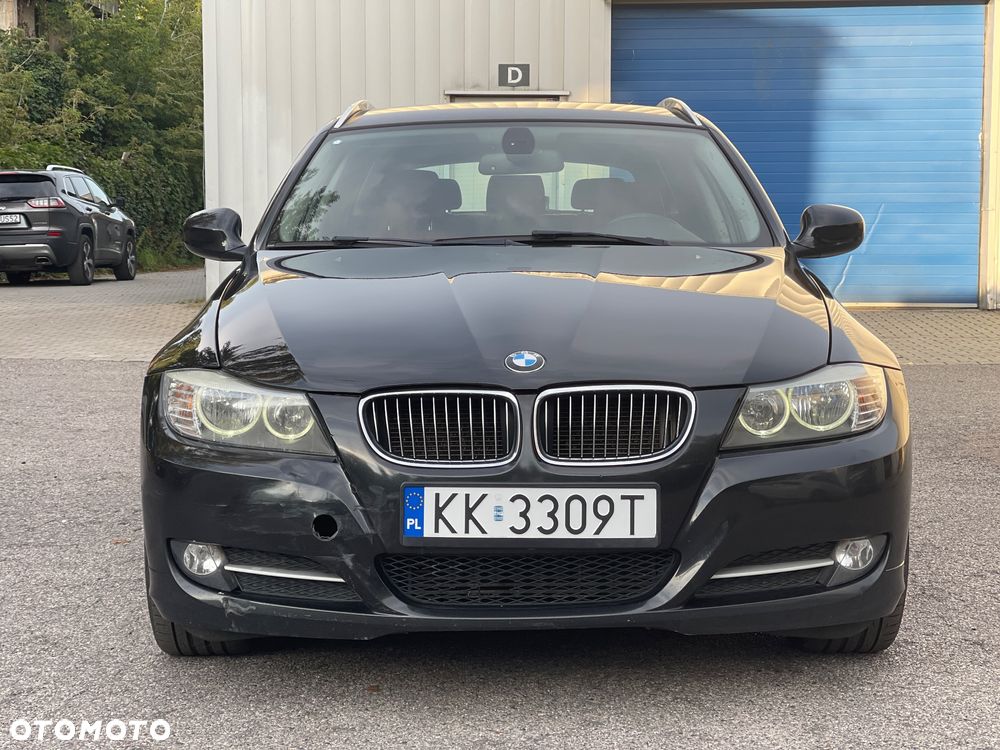 BMW Seria 3 318d - 3