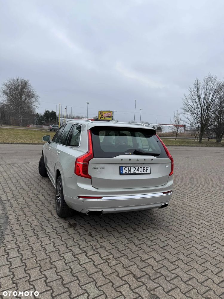 Volvo XC 90 T8 AWD Recharge Geartronic Inscription Edition - 10