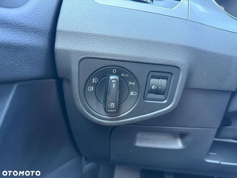 Volkswagen Golf Sportsvan - 28