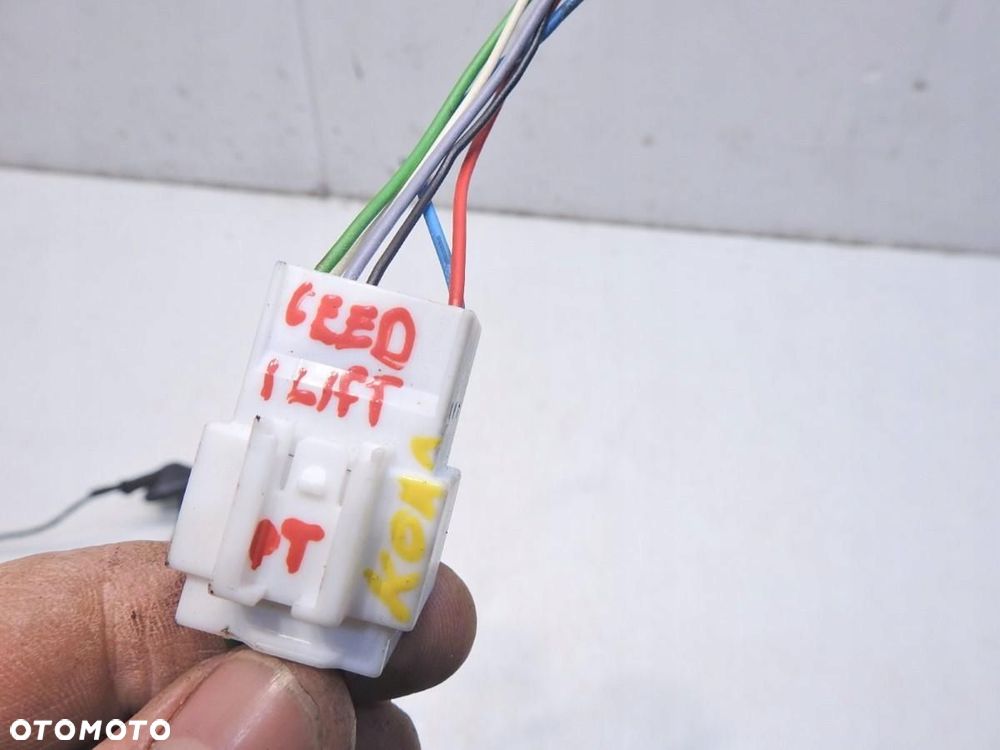 WIĄZKA INSTALACJA DRZWI PRAWY TYŁ KIA CEED I LIFT KOMBI 916601H010 - 2