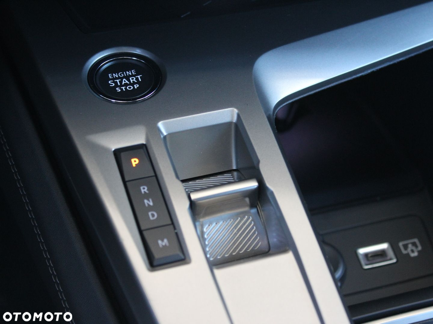 Peugeot 408 1.2 PureTech Allure Pack S&S EAT8 - 10
