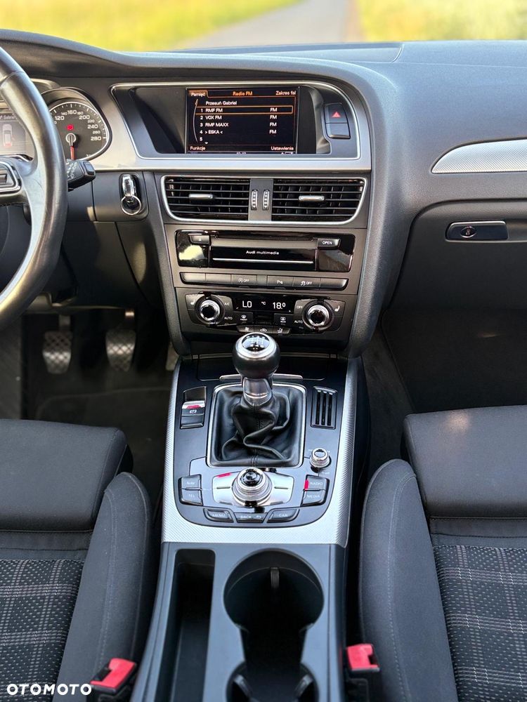 Audi A4 Avant 2.0 TDI Quattro - 15