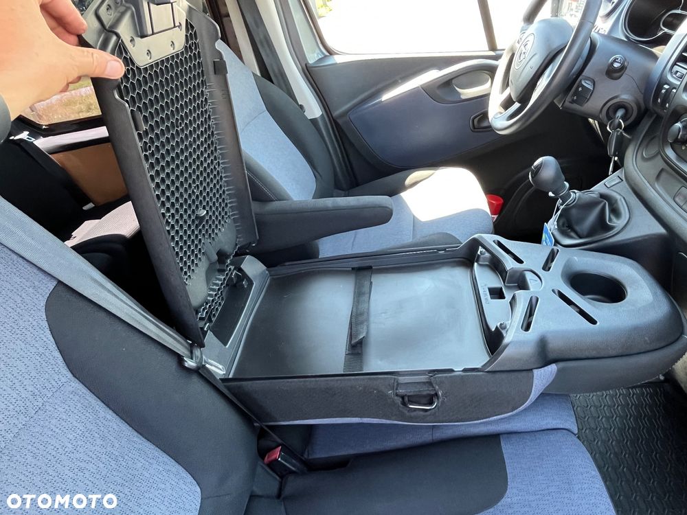Opel Vivaro - 14