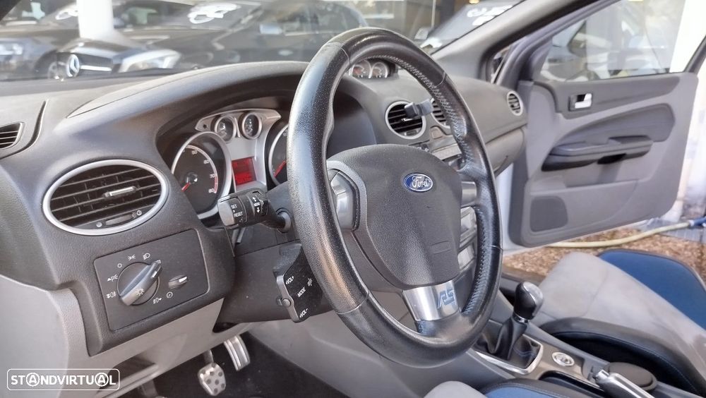 Ford Focus 2.5 RS - 13