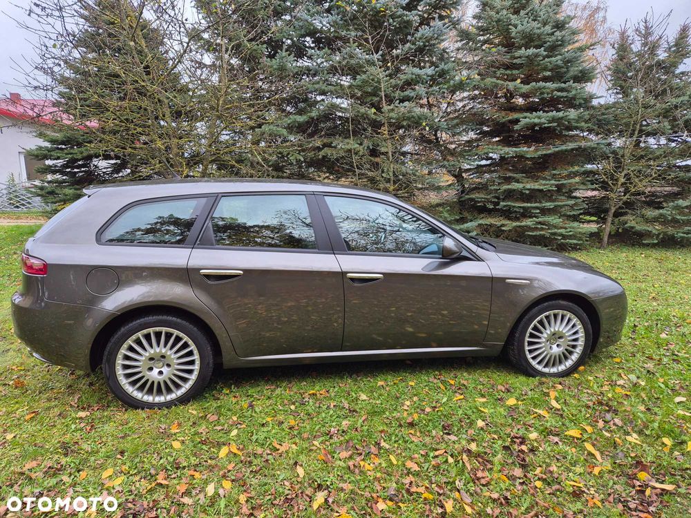 Alfa Romeo 159