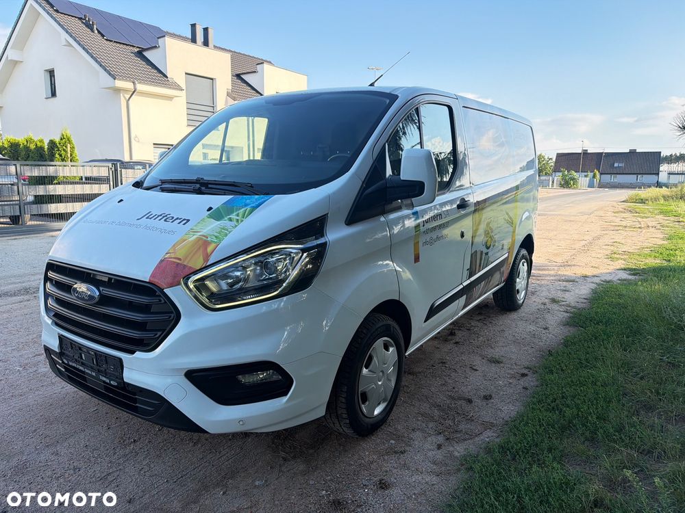 Ford TRANSIT CUSTOM - 9