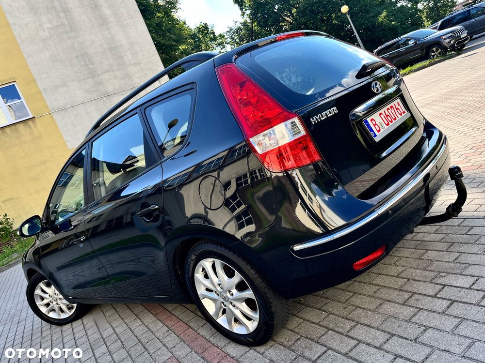 Hyundai i30 i30cw 2.0 Style - 7