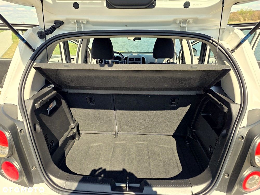 Chevrolet Aveo 1.2 LT+ - 21