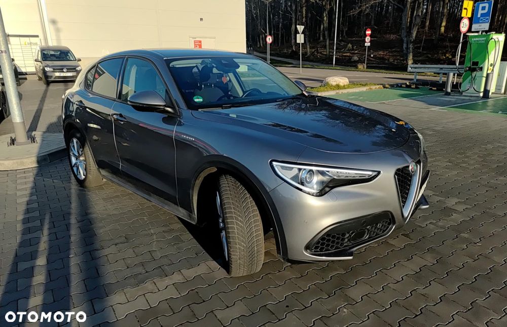 Alfa Romeo Stelvio - 7