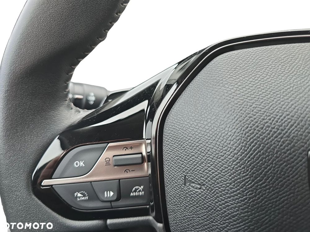 Peugeot 408 1.2 PureTech Allure Pack S&S EAT8 - 20