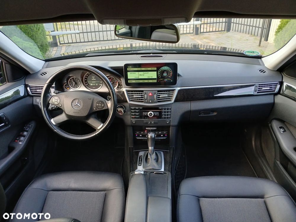 Mercedes-Benz Klasa E - 17