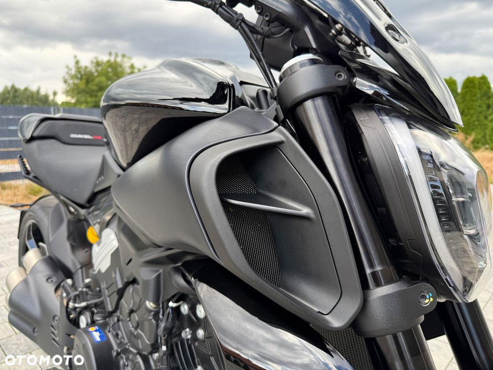 Ducati Diavel - 34