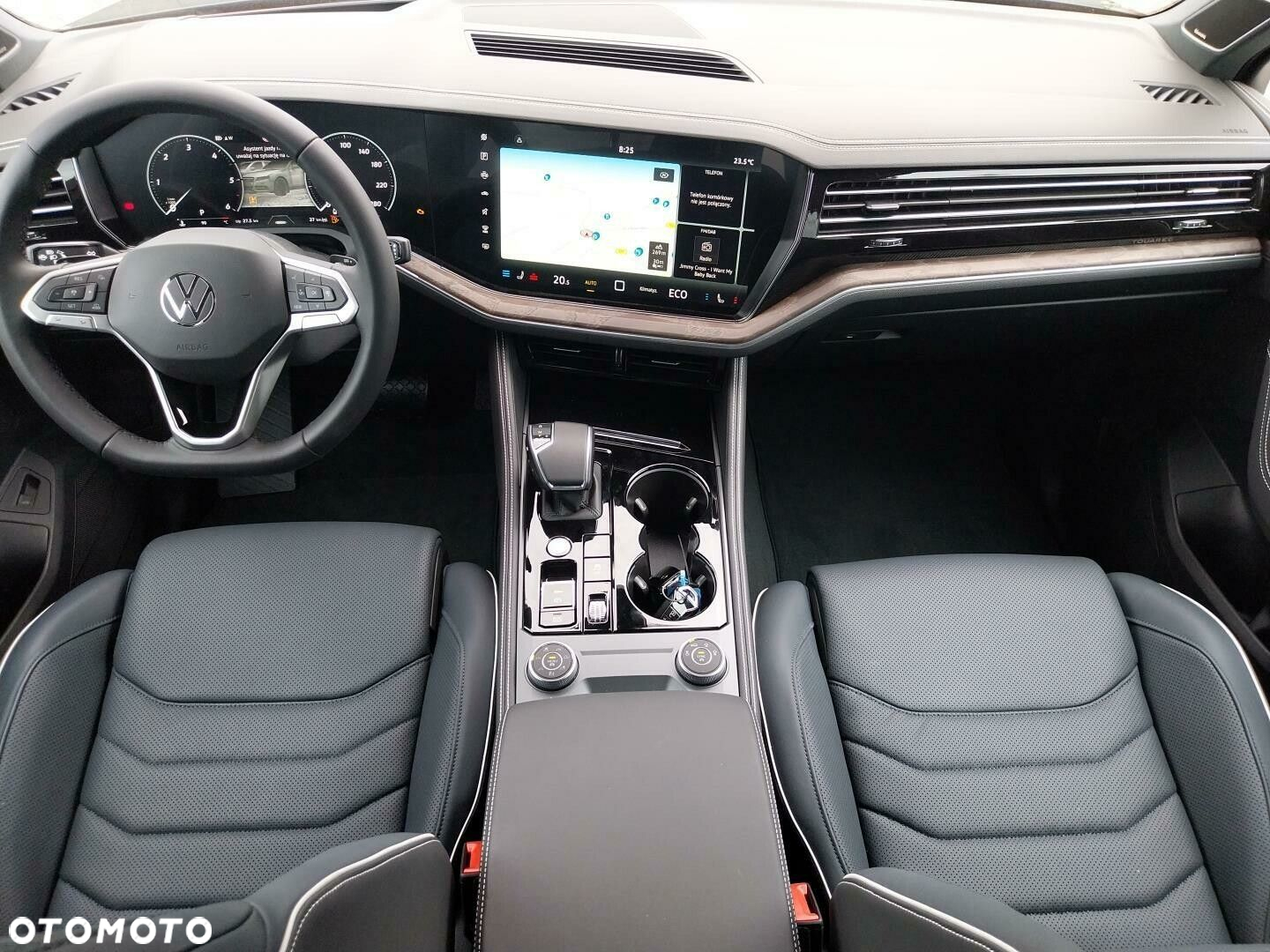 Volkswagen Touareg - 16