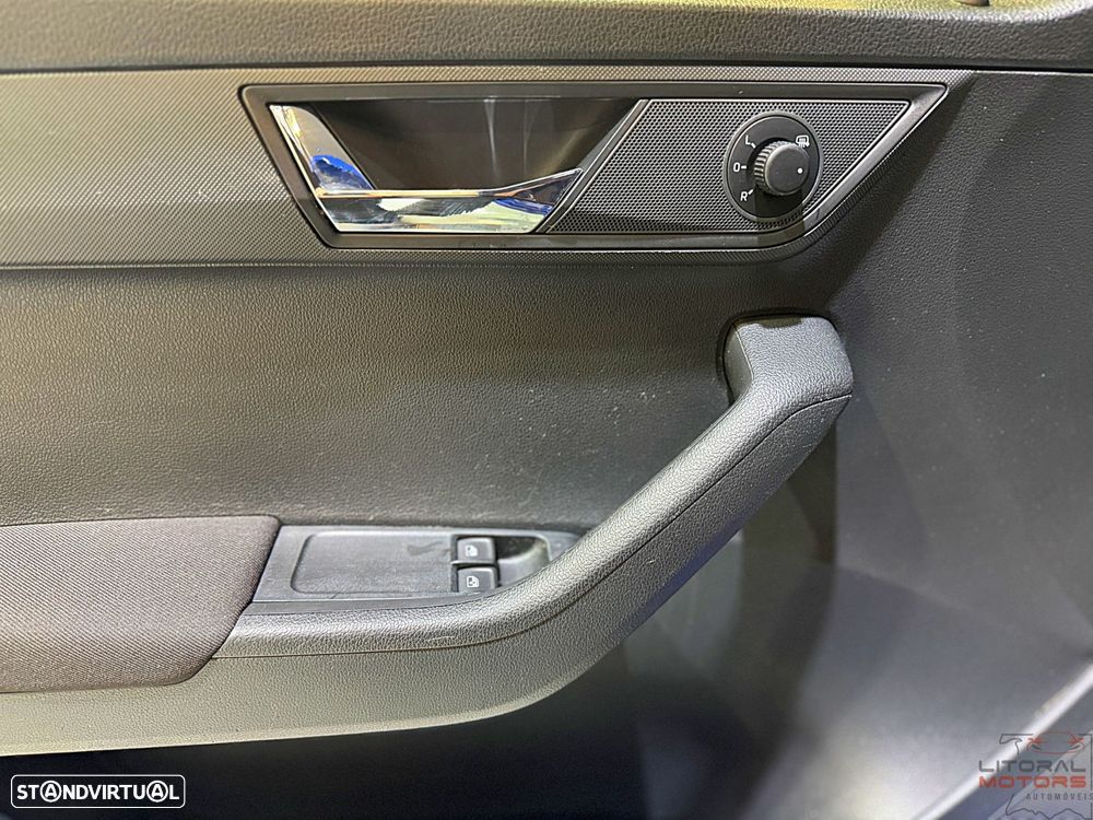 Skoda Fabia 1.0 Active Plus - 17