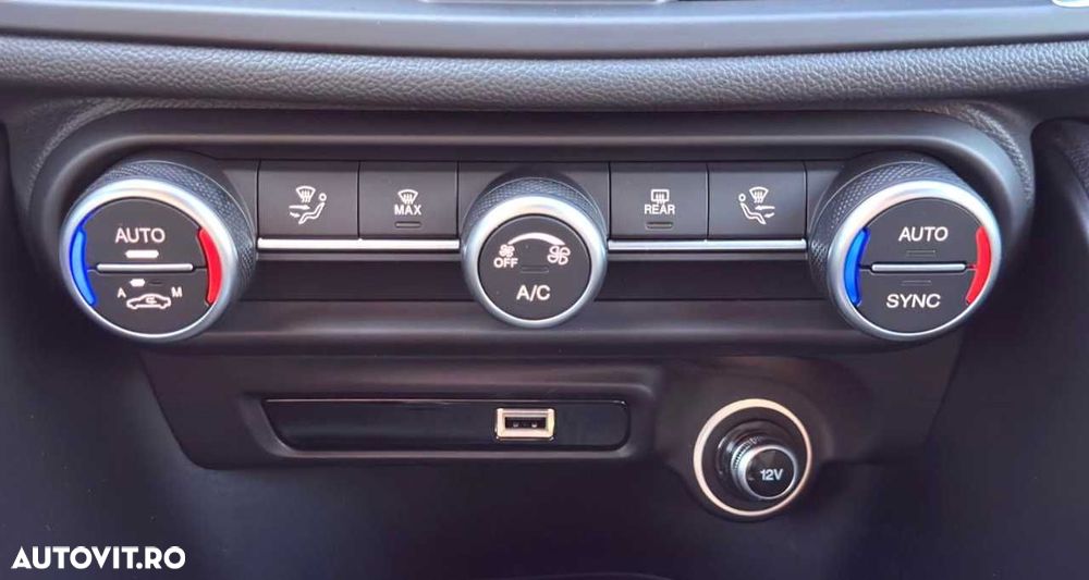 Alfa Romeo Giulia - 23