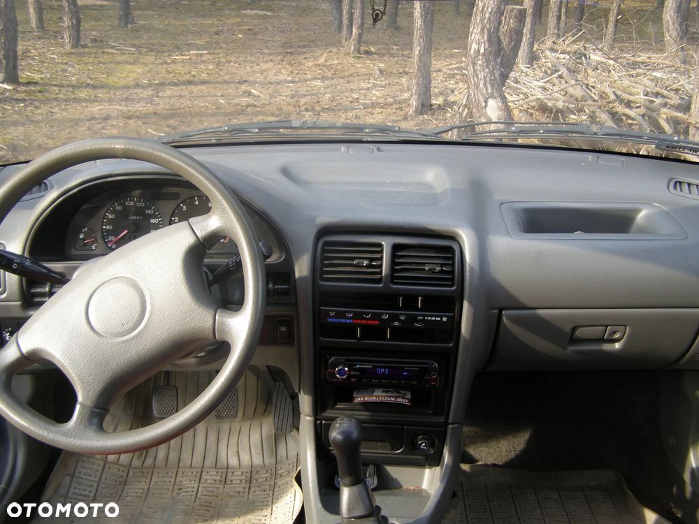 Suzuki Swift 1.0 GL - 11