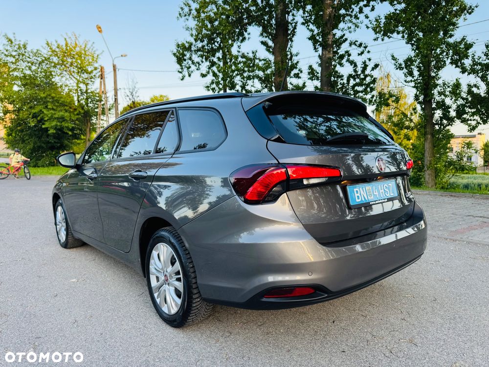 Fiat Tipo 1.6 MultiJet DCT Lounge - 9