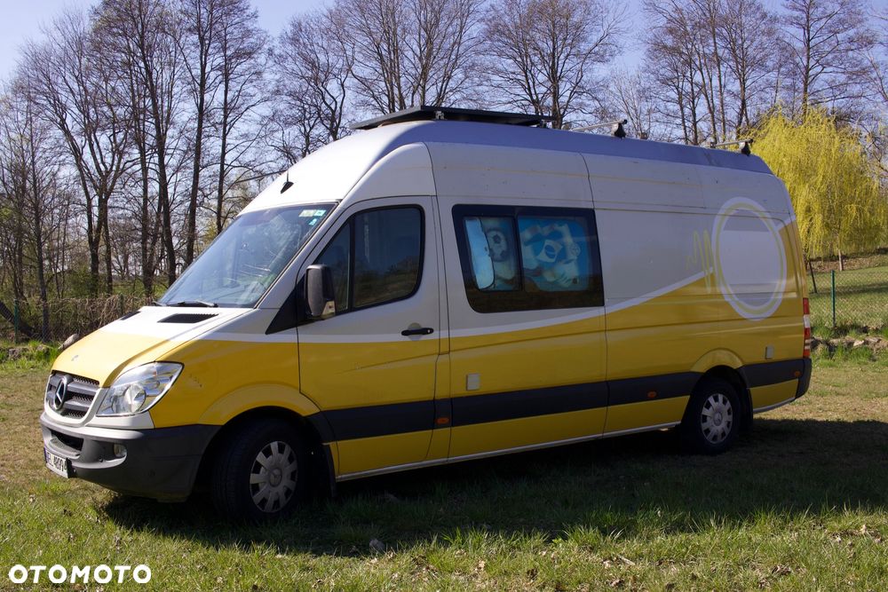Mercedes-Benz Sprinter - 4