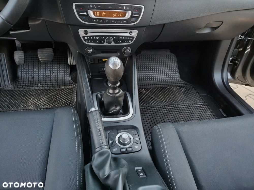 Renault Megane TCe 180 Luxe - 34