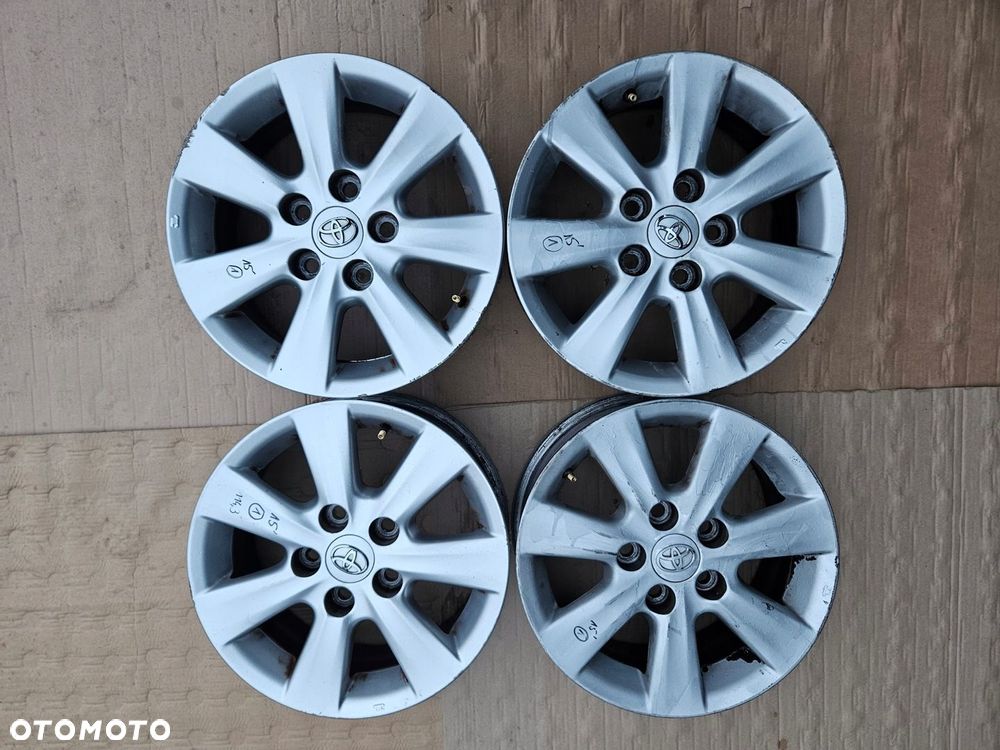 TOYOTA AURIS 07-12 COROLLA E15 FELGI ALUMINIOWE 15 - 1