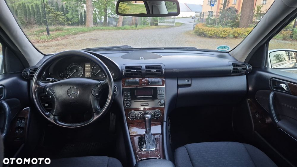 Mercedes-Benz Klasa C 180 Kompressor Automatik Elegance - 7