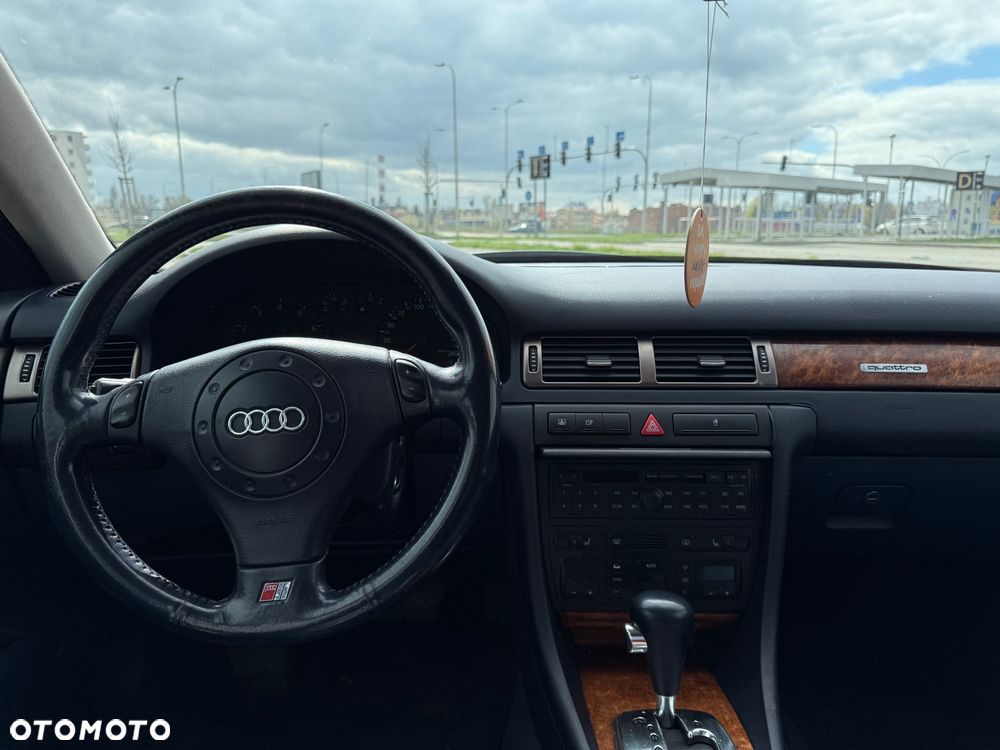 Audi A6 Limousine 4.2 quattro - 10