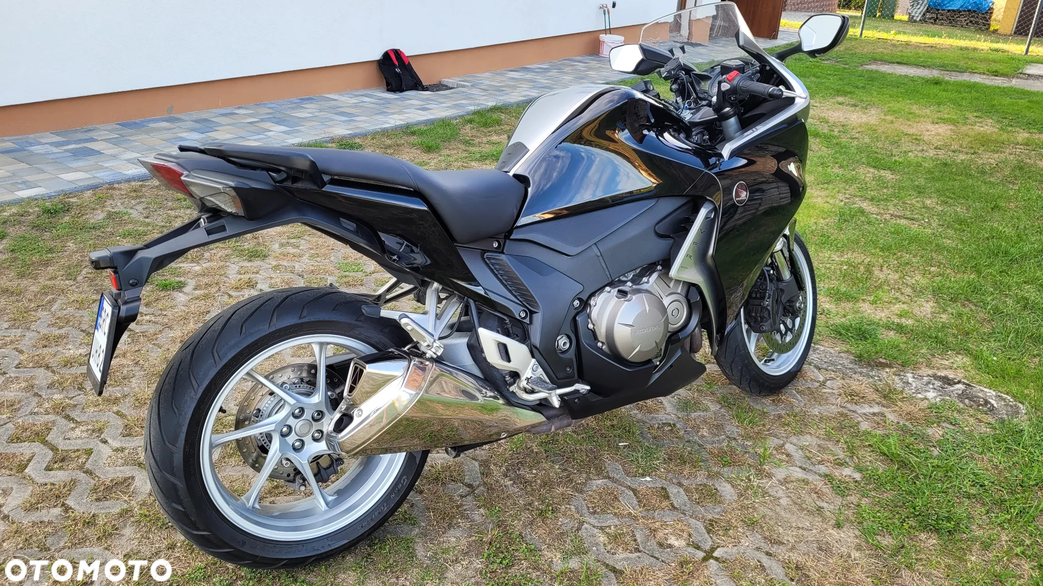 Honda VFR - 11