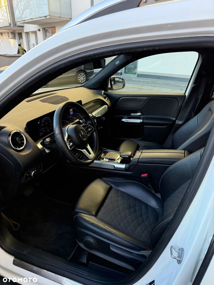 Mercedes-Benz GLB 200 d 4Matic 8G-DCT - 15