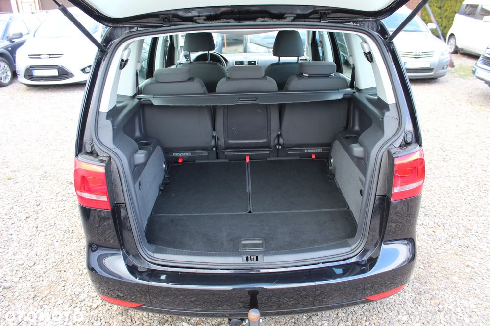 Volkswagen Touran 1.6 TDI DPF BlueMot Trendline - 22