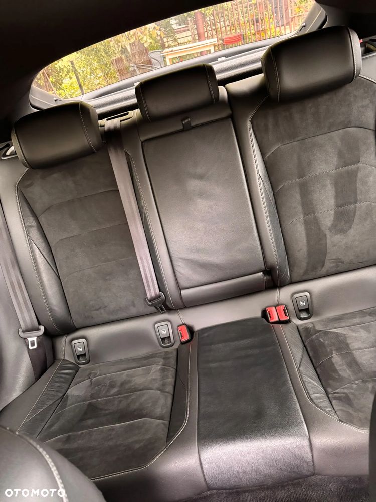 Volkswagen Arteon 2.0 TSI R-Line DSG - 24