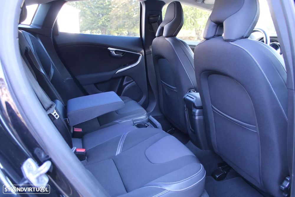 Volvo V40 1.6 D2 Kinetic Eco - 24