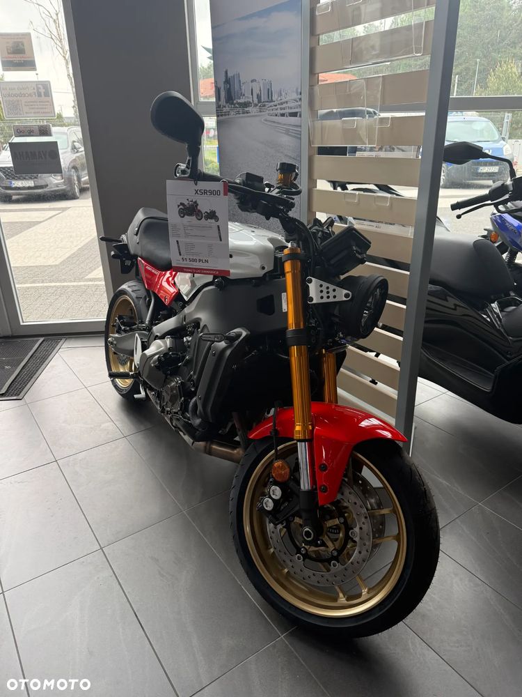 Yamaha XSR - 12