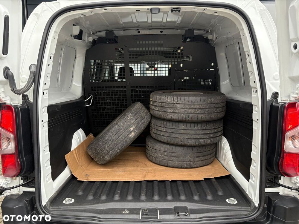 Opel Combo 1.5 CDTI S&S - 16