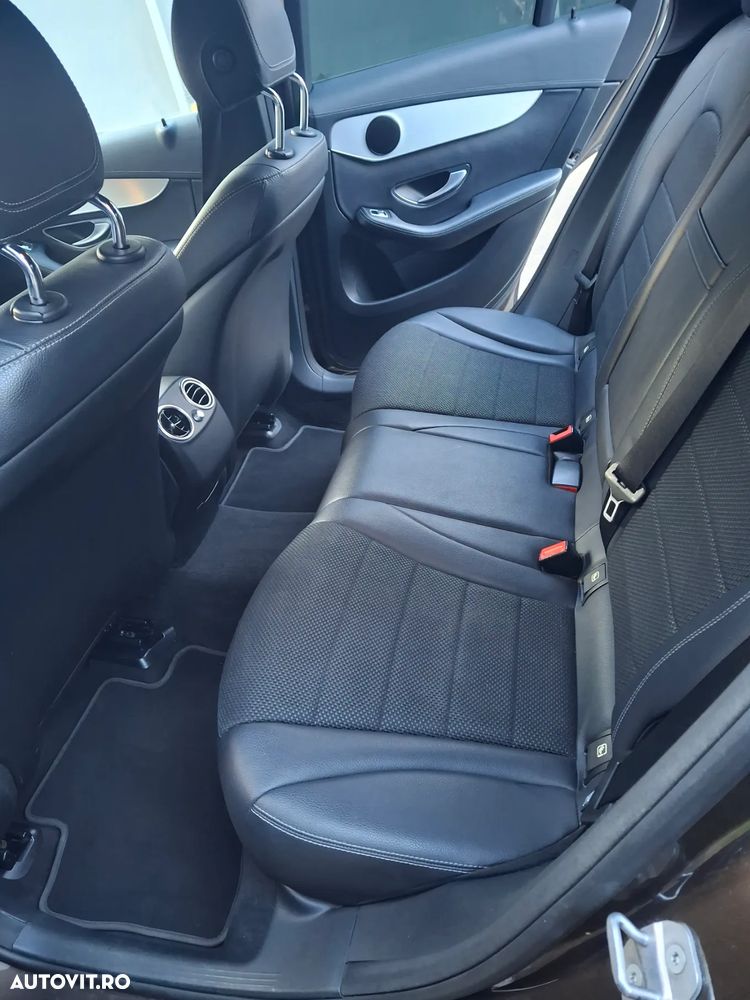 Mercedes-Benz GLC - 7