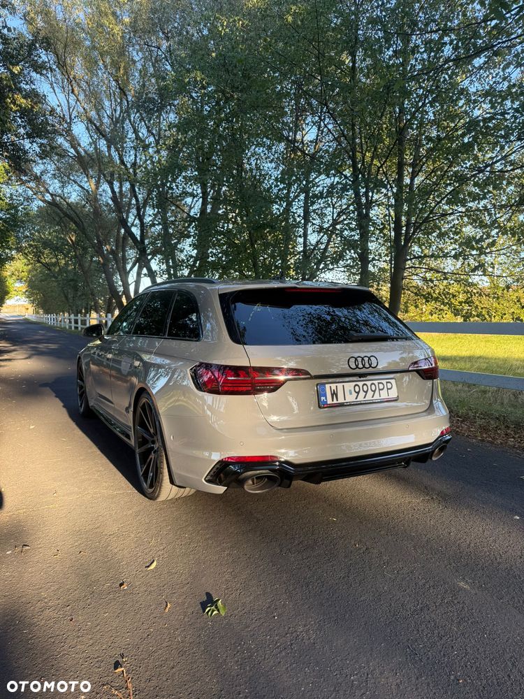 Audi RS4 Avant 2.9 TFSI Quattro Tiptr - 4
