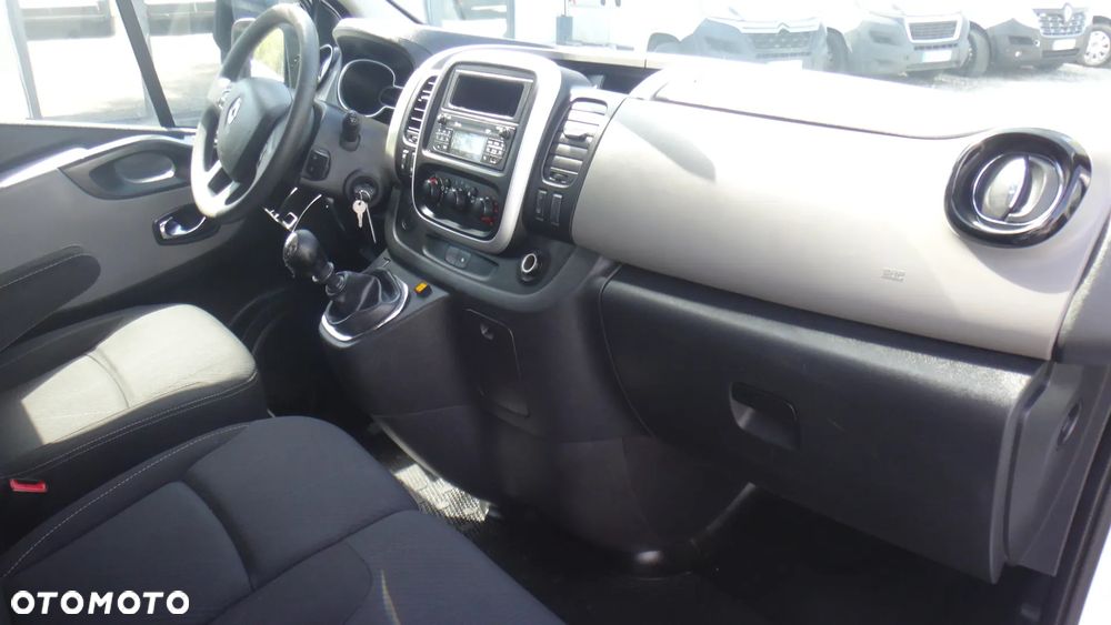 Renault Trafic - 9