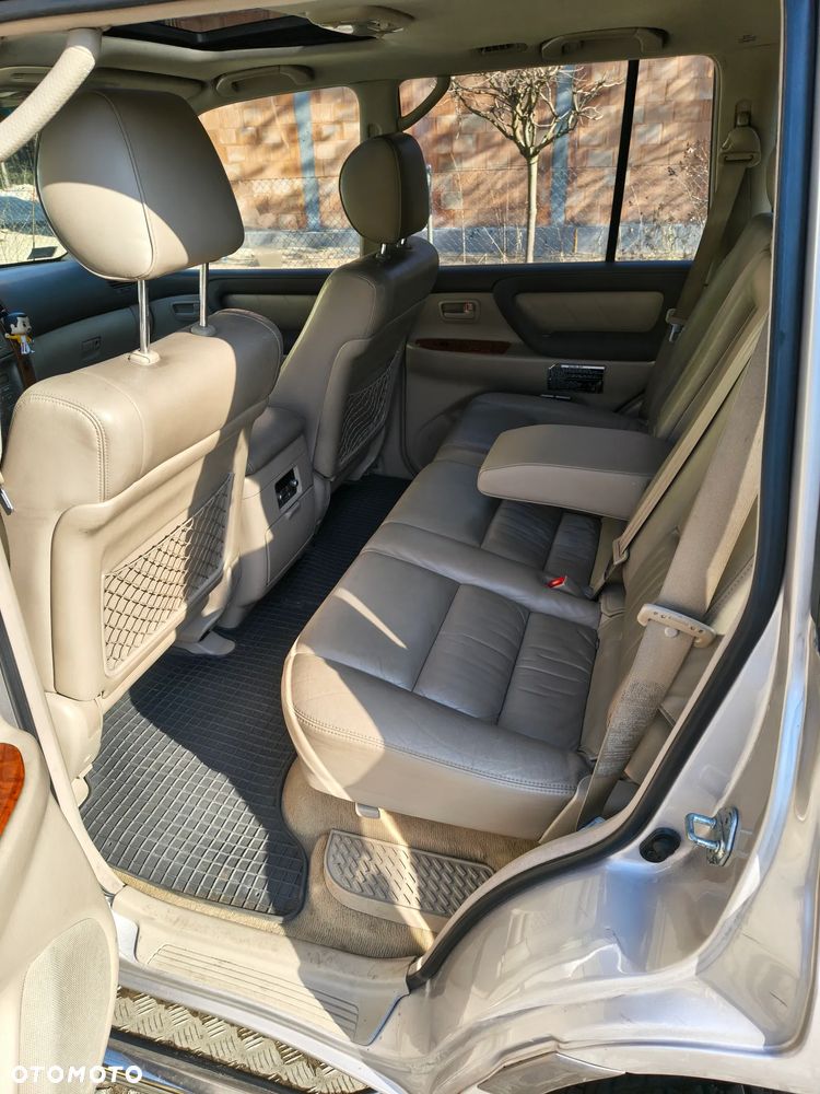 Toyota Land Cruiser 4.7 V8 - 13