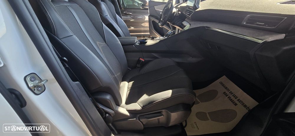 Peugeot 3008 1.6 Hybrid GT e-EAT8 - 26