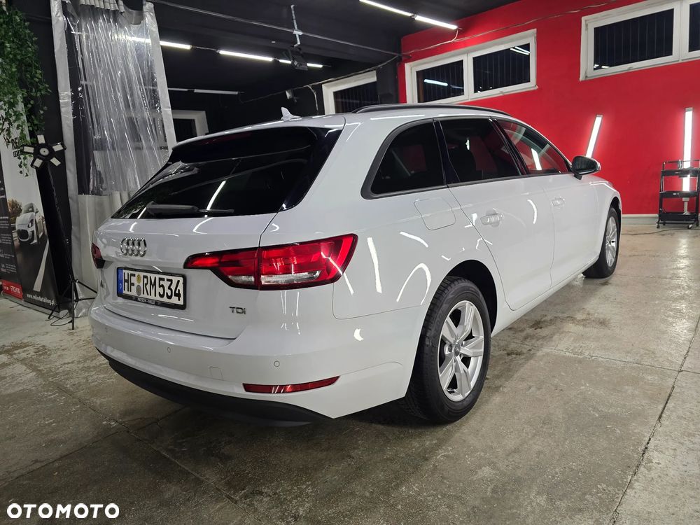 Audi A4 Avant 2.0 TDI sport - 11