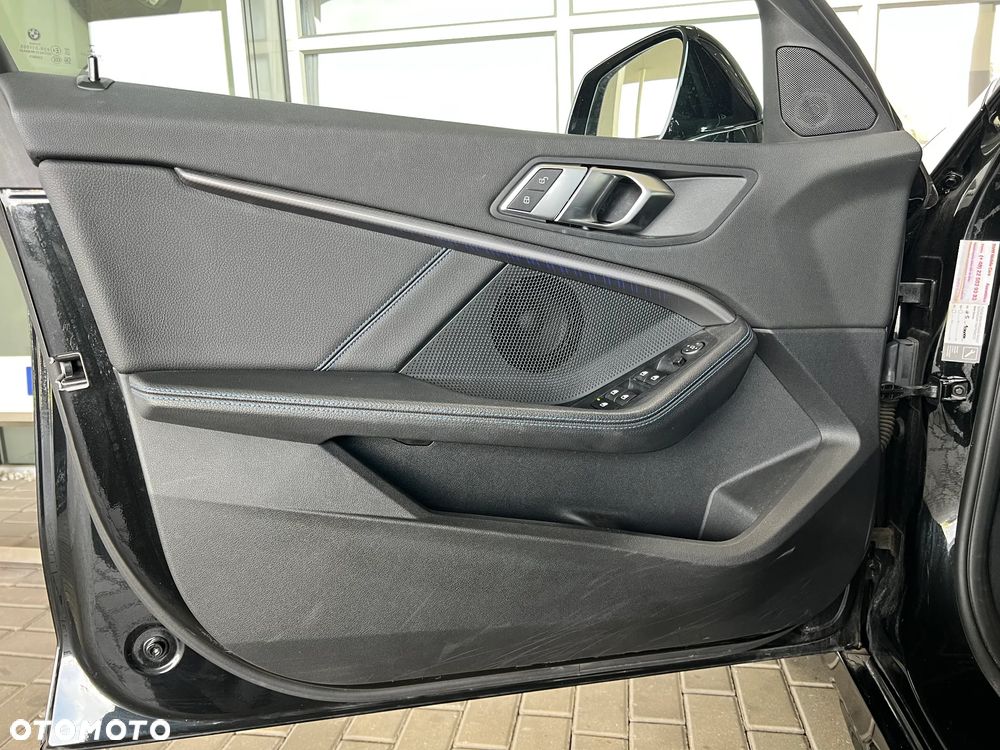 BMW Seria 1 118i M Sport - 13