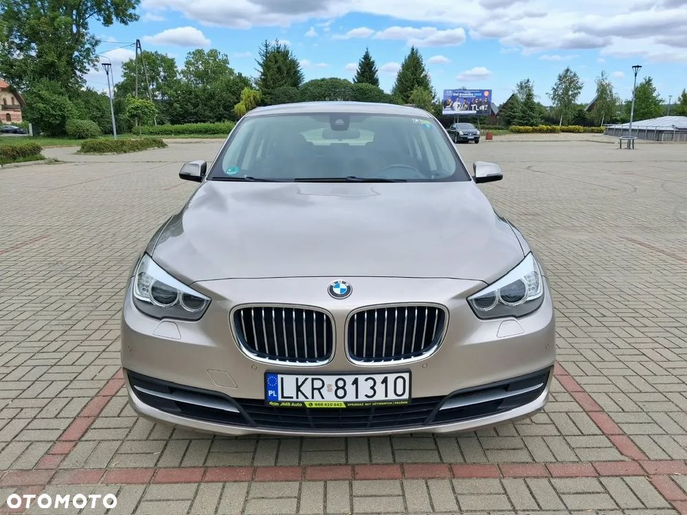 BMW 5GT - 2