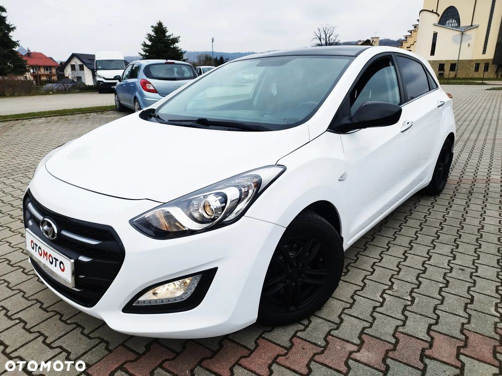 Hyundai i30 blue 1.4 Style - 3