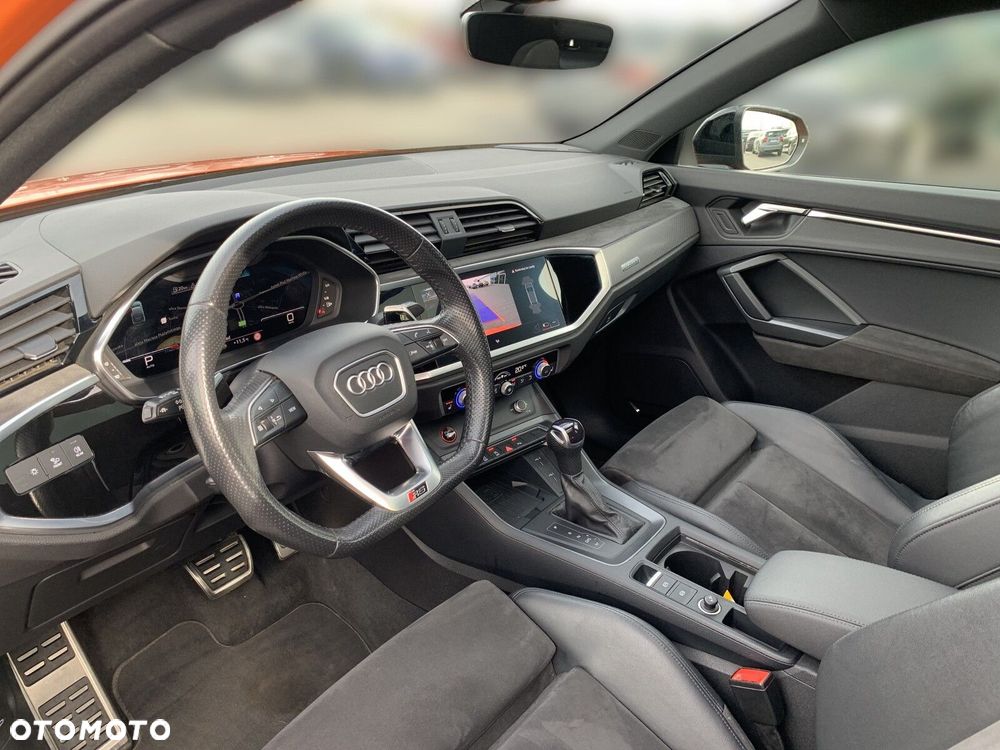 Audi RS Q3 Sportback - 11