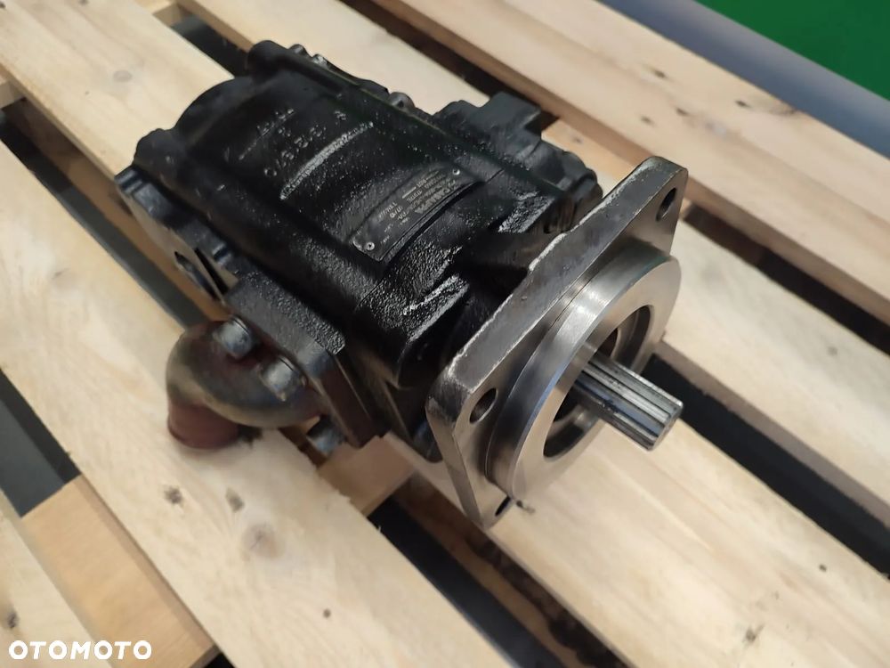 Pompa KP303805S6 Casappa 79932860 TLB1 TEREX 860 SX - 3