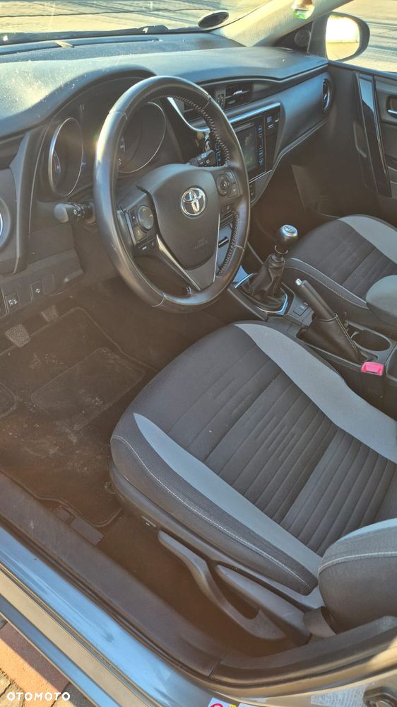 Toyota Auris 1.2 Turbo Executive - 12
